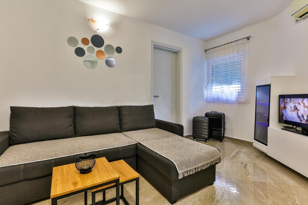 Zara Apartment Budva Luaran gambar